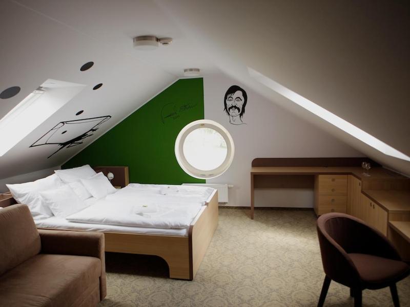 Hotel Zamek Berchtold Strančice Eksteriør bilde