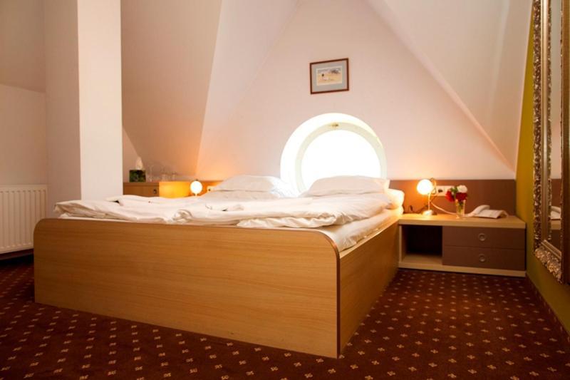 Hotel Zamek Berchtold Strančice Eksteriør bilde