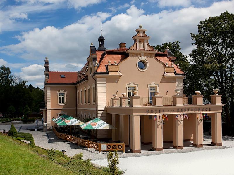 Hotel Zamek Berchtold Strančice Eksteriør bilde